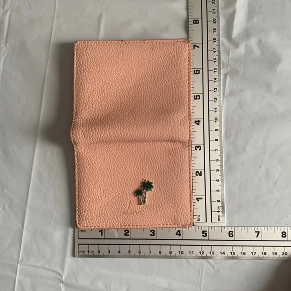 π΄ Retro-Style Pink Wallet with Palm Tree - Keep Your Essentials in Style! π΄ - Picture 10 of 10